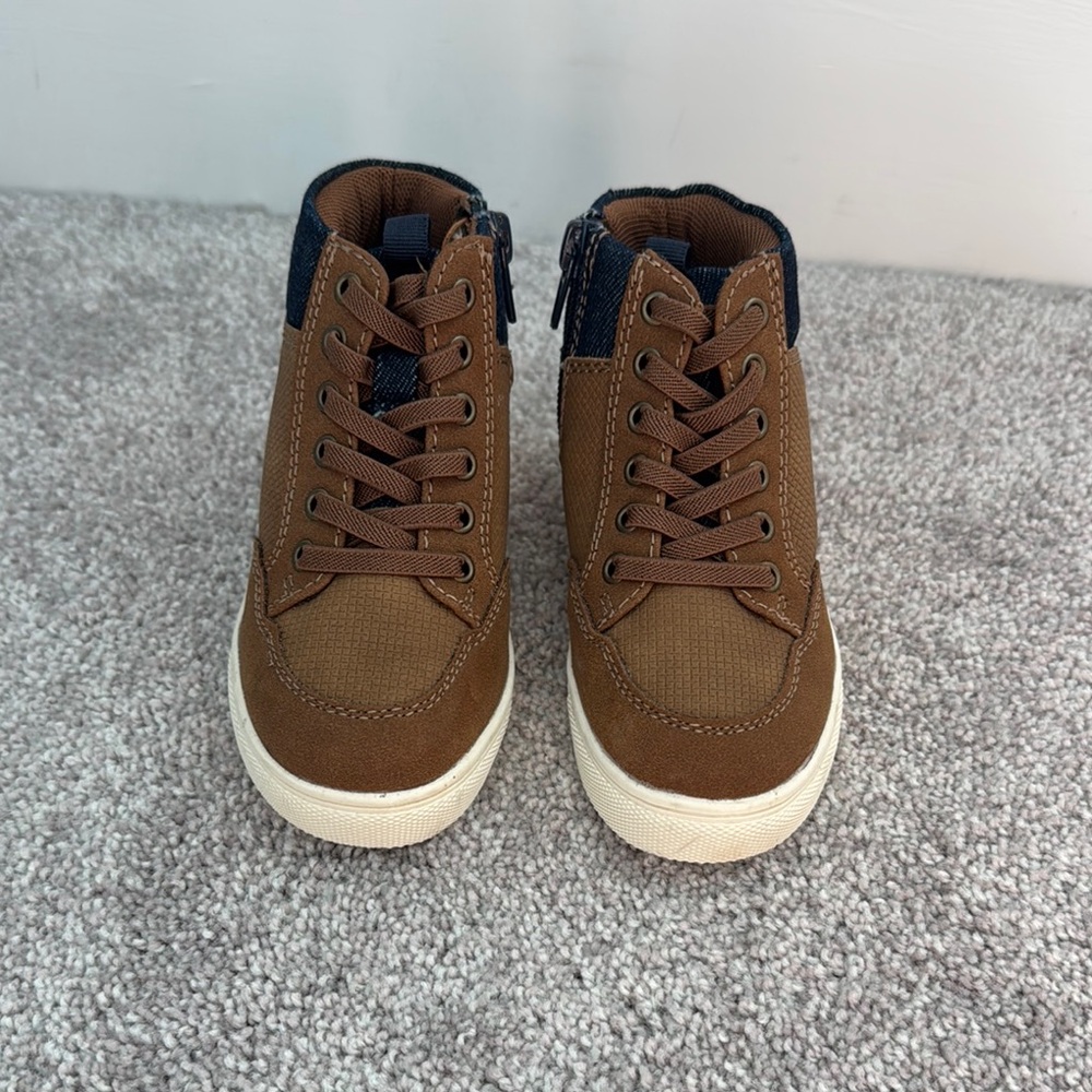 Nordstrom rack high top baby/toddler shoe